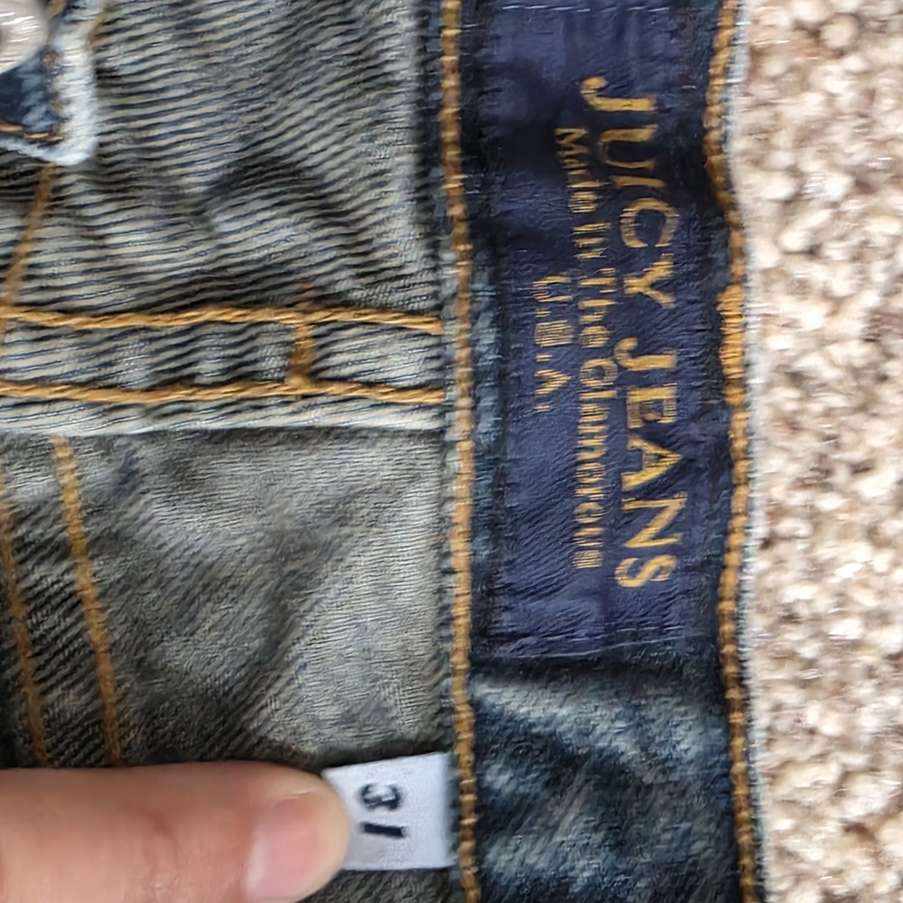 Juicy Couture Relaxed Fit Blue Jeans - Picture 4 of 5